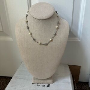 Silver tone faux pearl rhinestone ball collar dainty necklace shiny crystal